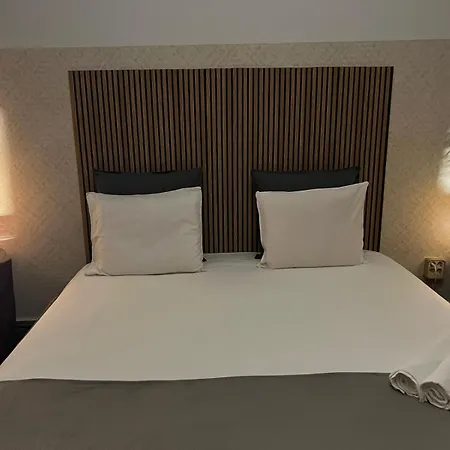 Vandrerhjem Cactus Host *