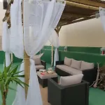 Cactus Host *