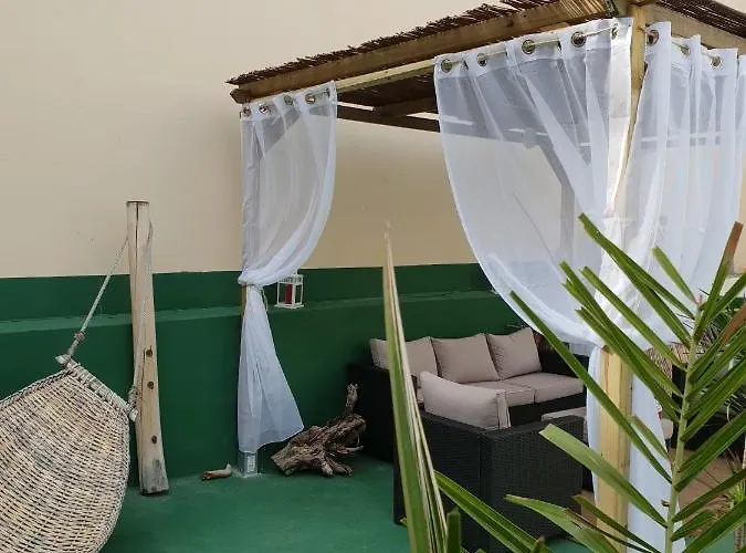 Cactus Host Лас-Пальмас-де-Гран-Канария